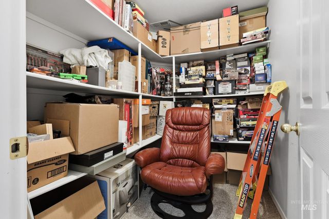 12495 W Avanti Dr, Boise, ID 83713