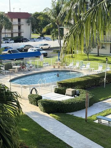 806 SE 7TH Street 308, Deerfield Beach, FL 33441