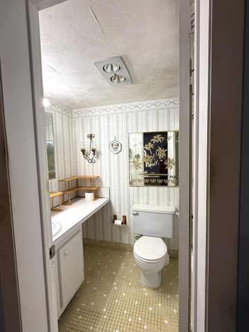806 SE 7TH Street 308, Deerfield Beach, FL 33441