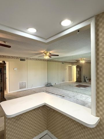806 SE 7TH Street 308, Deerfield Beach, FL 33441