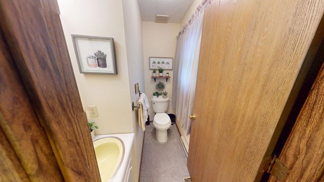 26 Township Road 360, Chesapeake, OH 45619