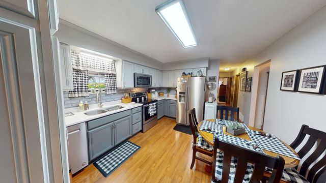 26 Township Road 360, Chesapeake, OH 45619