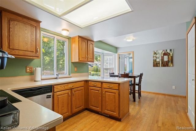 21650 Clover Lane, Novi, MI 48375