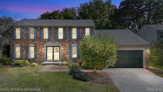 21650 Clover Lane, Novi, MI 48375