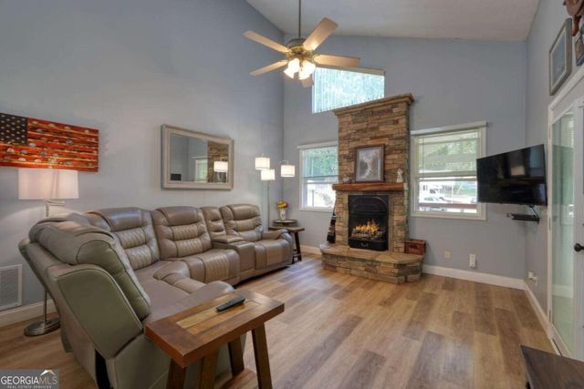 90 Paul Nicholson Road, Blairsville, GA 30512