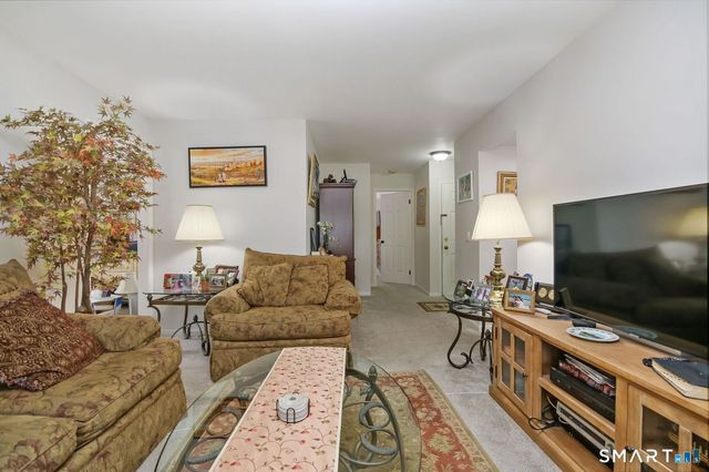 50 Aiken Street 433, Norwalk, CT 06851