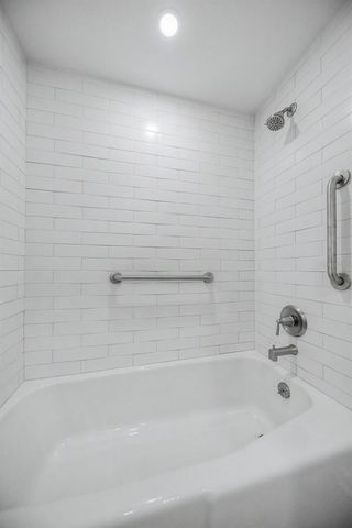 4715 BAY STREET NE 127, St Petersburg, FL 33703