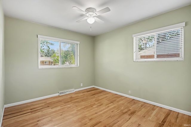 19401 Haviland Drive, South Bend, IN 46637
