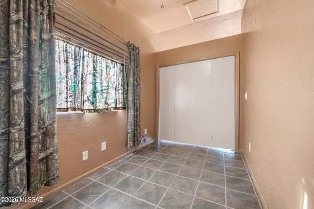 25265 E Tonopah Trail, Benson, AZ 85602