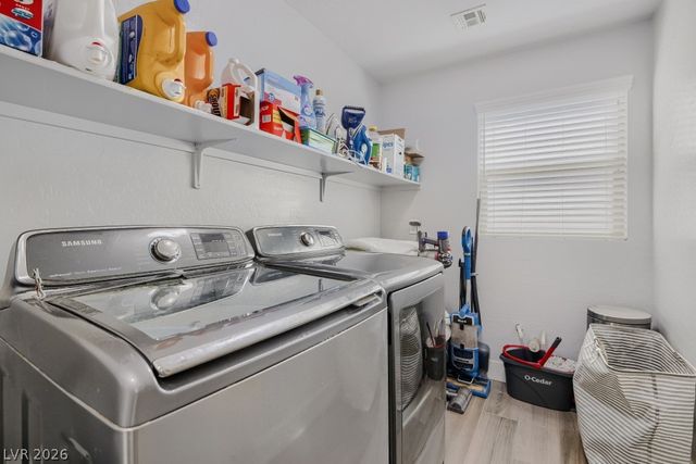 8964 Willow Break Avenue, Las Vegas, NV 89148