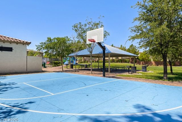 8964 Willow Break Avenue, Las Vegas, NV 89148