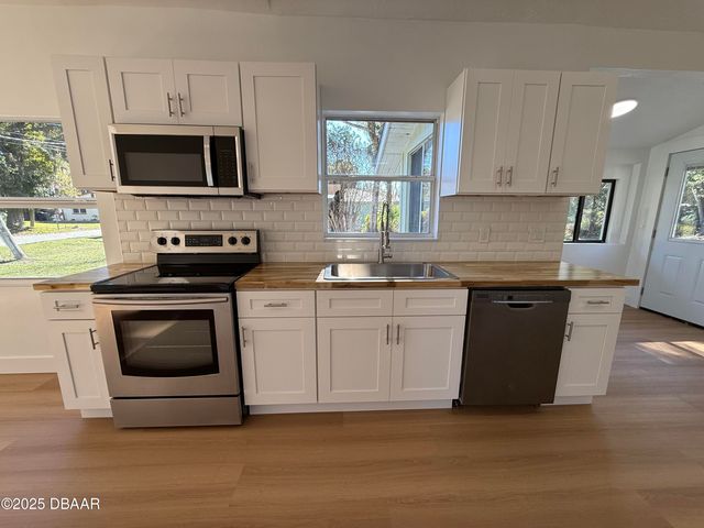 716 Flora Street, Daytona Beach, FL 32114