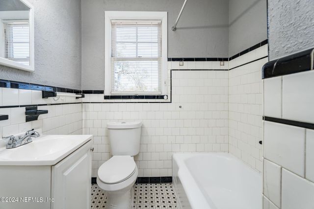 2906 SILVER Street 1, Jacksonville, FL 32206