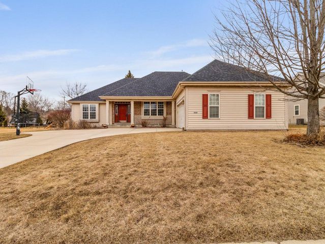 3838 E Stargrass LANE, Oak Creek, WI 53154