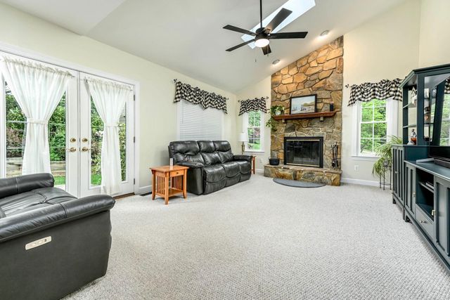 20595 SHADOW WOODS CT, Sterling, VA 20165