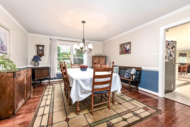 20595 SHADOW WOODS CT, Sterling, VA 20165