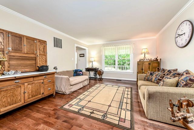 20595 SHADOW WOODS CT, Sterling, VA 20165