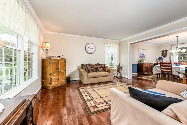 20595 SHADOW WOODS CT, Sterling, VA 20165