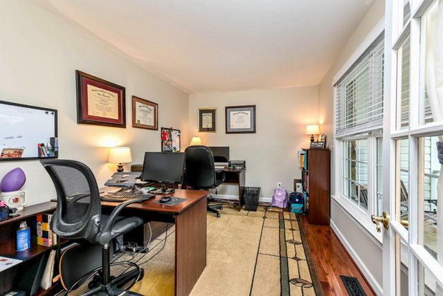 20595 SHADOW WOODS CT, Sterling, VA 20165