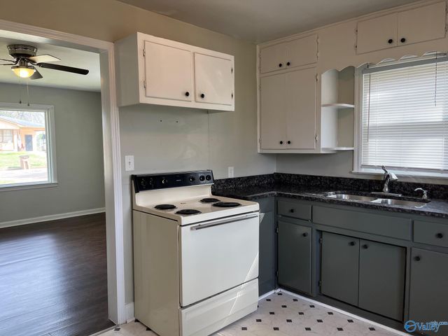 1209 Seton Avenue Se, Decatur, AL 35601