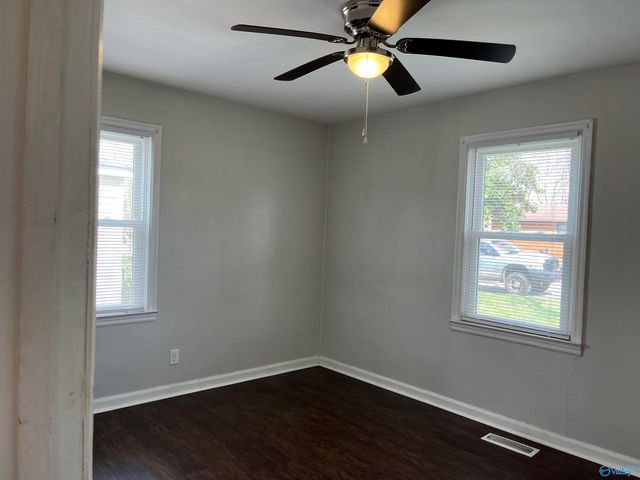 1209 Seton Avenue Se, Decatur, AL 35601