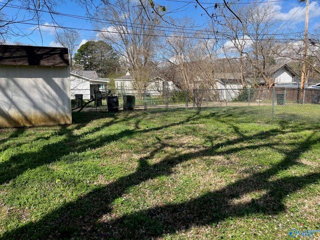 1209 Seton Avenue Se, Decatur, AL 35601