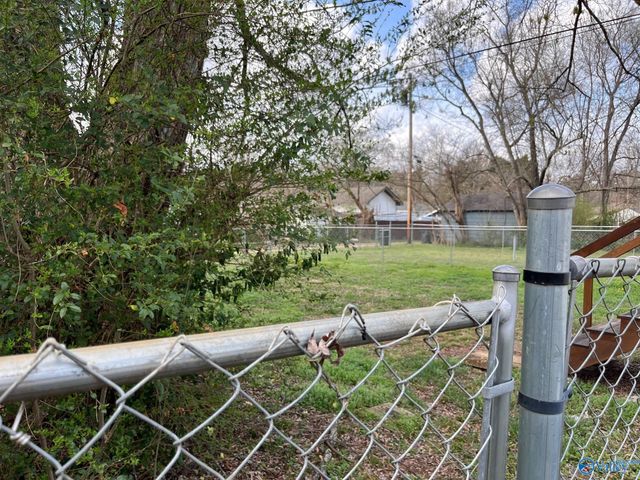 1209 Seton Avenue Se, Decatur, AL 35601