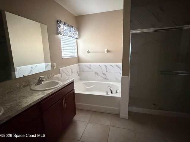 4649 Amaca Bay Lane, Melbourne, FL 32935