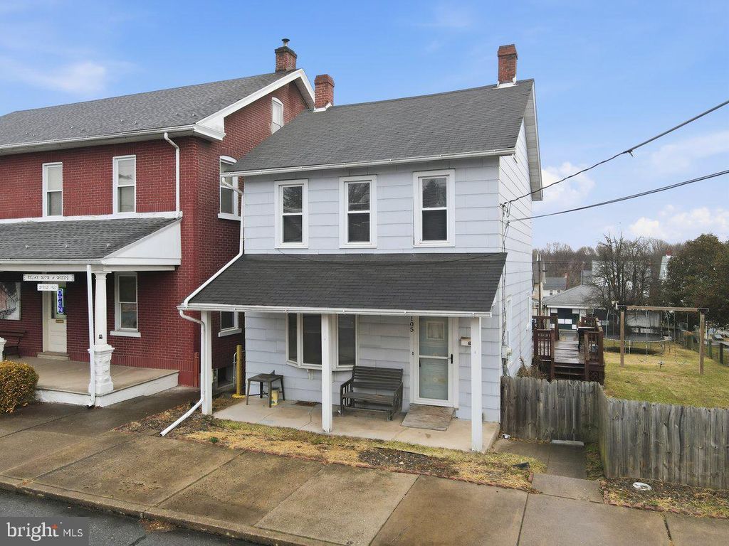 105 S 2ND ST, Coplay, PA 18037