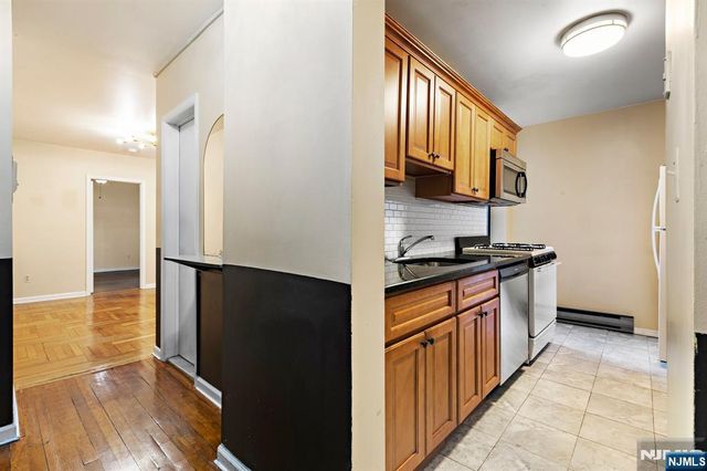 2700 Kennedy Boulevard 308, Jersey City, NJ 07306