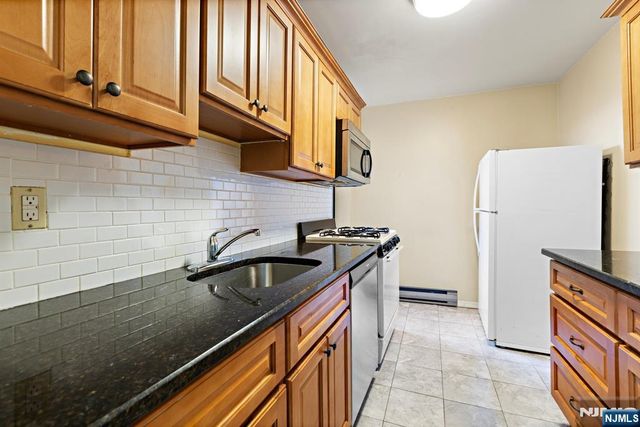 2700 Kennedy Boulevard 308, Jersey City, NJ 07306