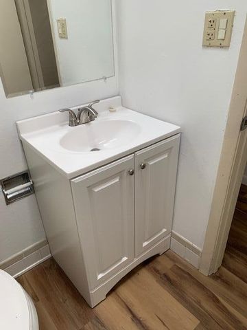 2211 Leonard Street SE, Rio Rancho, NM 87124