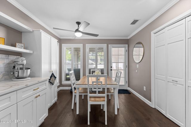 7030 ST AUGUSTINE Road, Jacksonville, FL 32217
