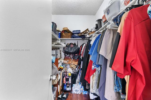 399 NW 72nd Ave 104, Miami, FL 33126
