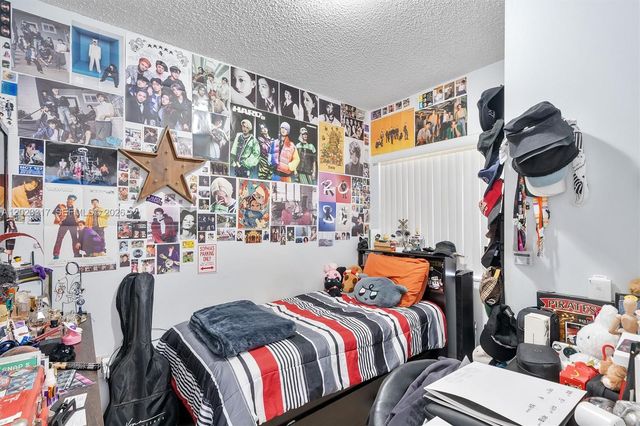 399 NW 72nd Ave 104, Miami, FL 33126