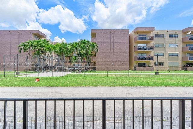 399 NW 72nd Ave 104, Miami, FL 33126