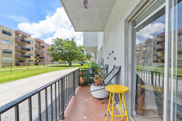 399 NW 72nd Ave 104, Miami, FL 33126