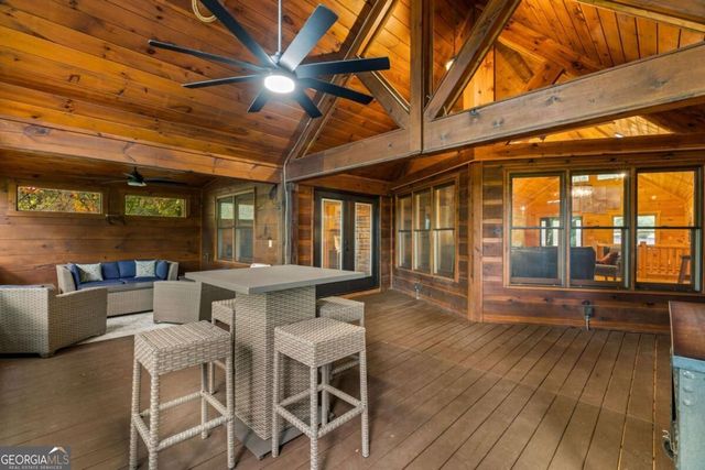 199 Fox Run Drive, Blue Ridge, GA 30513