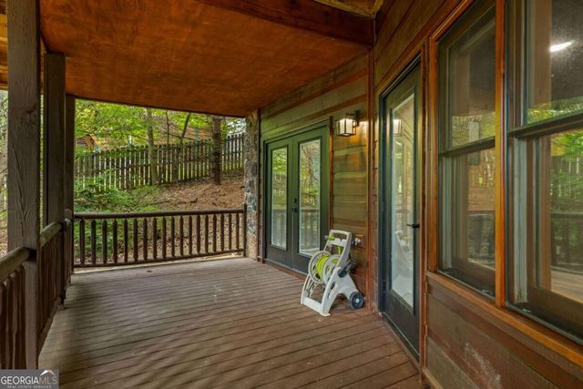 199 Fox Run Drive, Blue Ridge, GA 30513