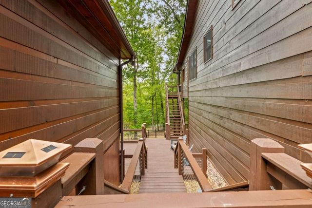 199 Fox Run Drive, Blue Ridge, GA 30513