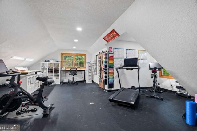 199 Fox Run Drive, Blue Ridge, GA 30513