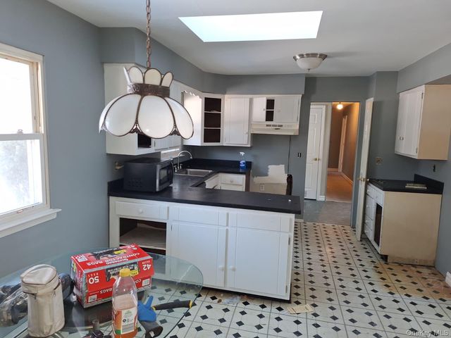 5 Julia Circle, East Setauket, NY 11733