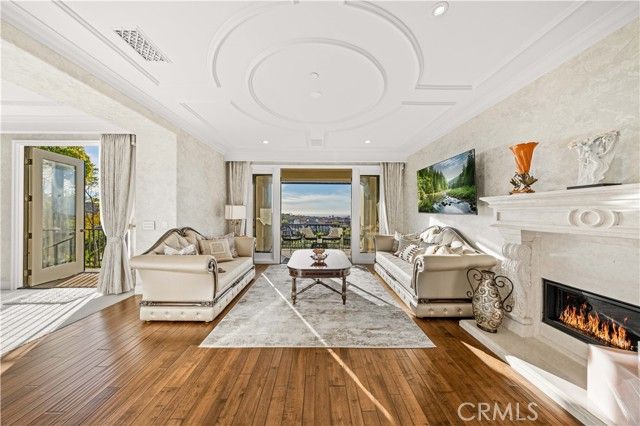 9 Vista Alberi, Newport Coast, CA 92657