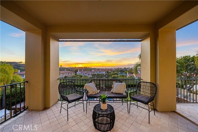 9 Vista Alberi, Newport Coast, CA 92657