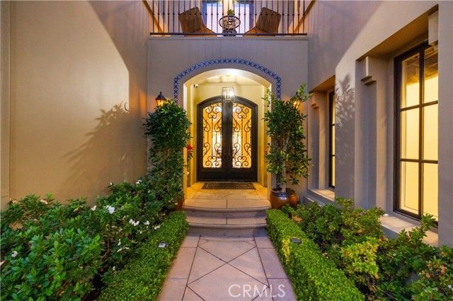 9 Vista Alberi, Newport Coast, CA 92657