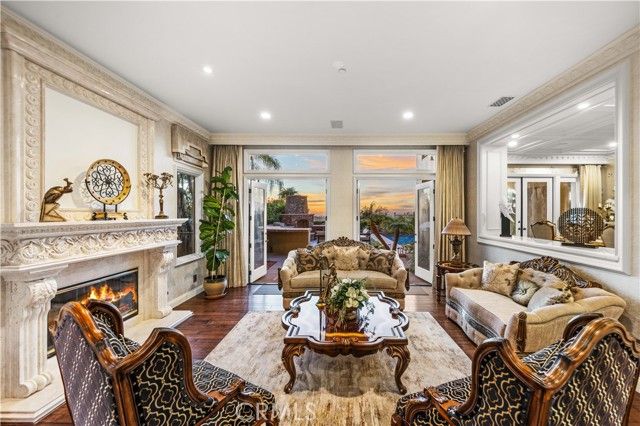 9 Vista Alberi, Newport Coast, CA 92657