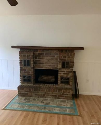 128 E Lakeview Avenue, Flint, MI 48503