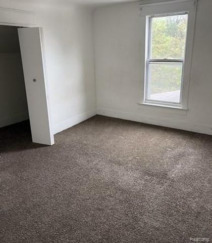 128 E Lakeview Avenue, Flint, MI 48503