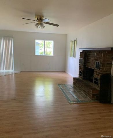 128 E Lakeview Avenue, Flint, MI 48503