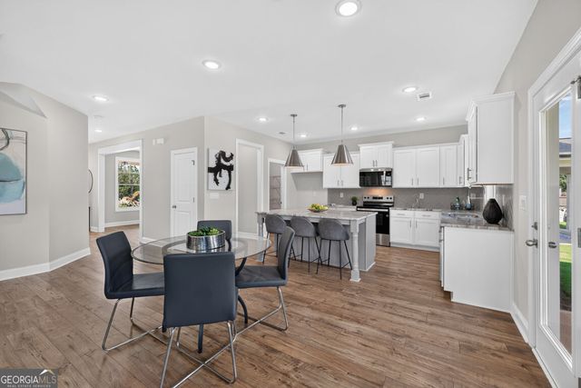 922 Homepark Circle, Buford, GA 30518